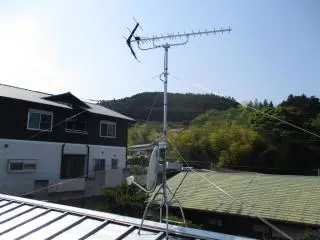 神奈川県小田原市久野　地デジ＋BS混合アンテナ建て替え工事施工例