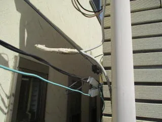 神奈川県大和市中央　配線接続接栓部分の防水処理不足による雨水腐食（アンテナ修理）