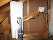 神奈川県愛甲郡愛川町半原　アンテナ工事　天井裏・屋根裏アンテナ工事　デザインアンテナ工事　ケーブルテレビから切替えアンテナ工事