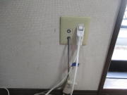 神奈川県相模原市南区磯部　アンテナ工事　テレビ壁端子ユニット移動工事